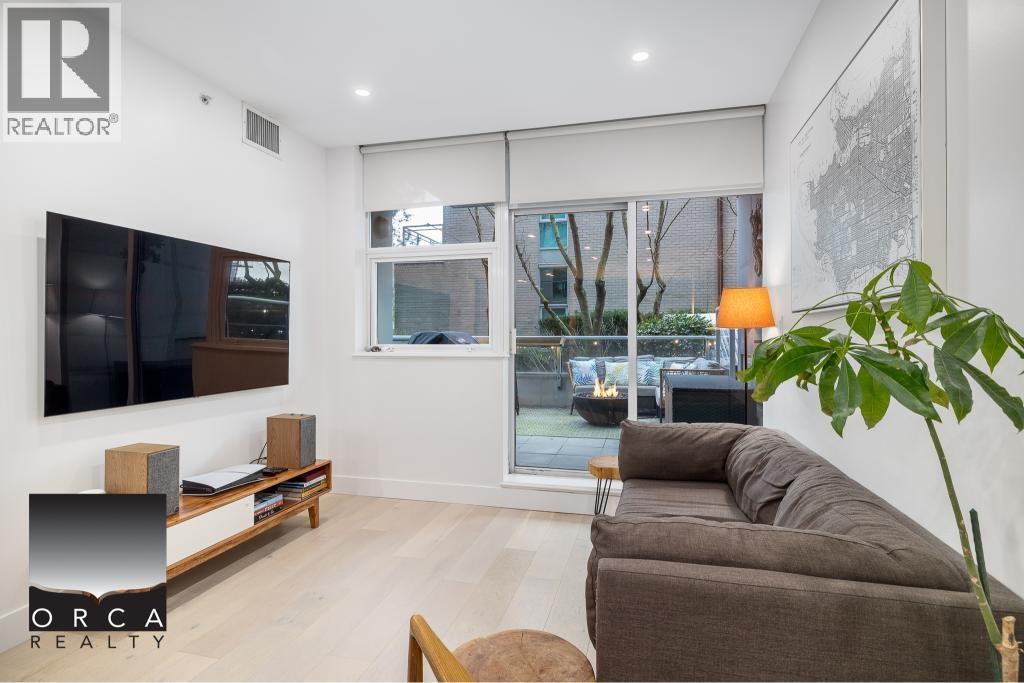 301 168 E Esplanade Avenue, North Vancouver, British Columbia  V7L 4X8 - Photo 5 - R3129003