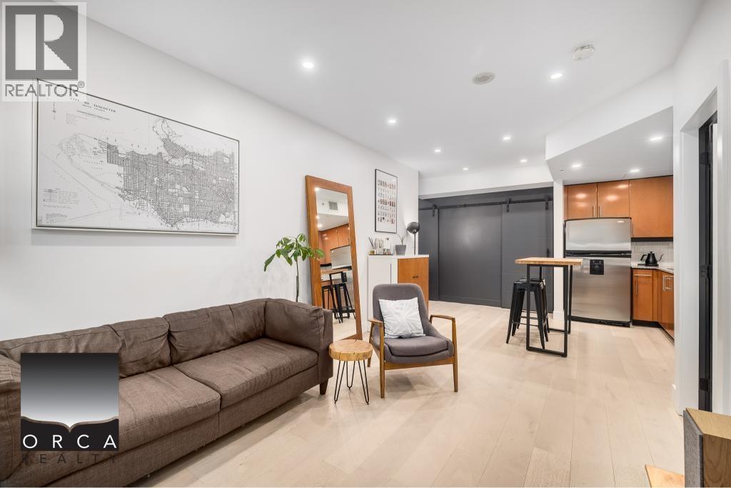 301 168 E Esplanade Avenue, North Vancouver, British Columbia  V7L 4X8 - Photo 6 - R3129003