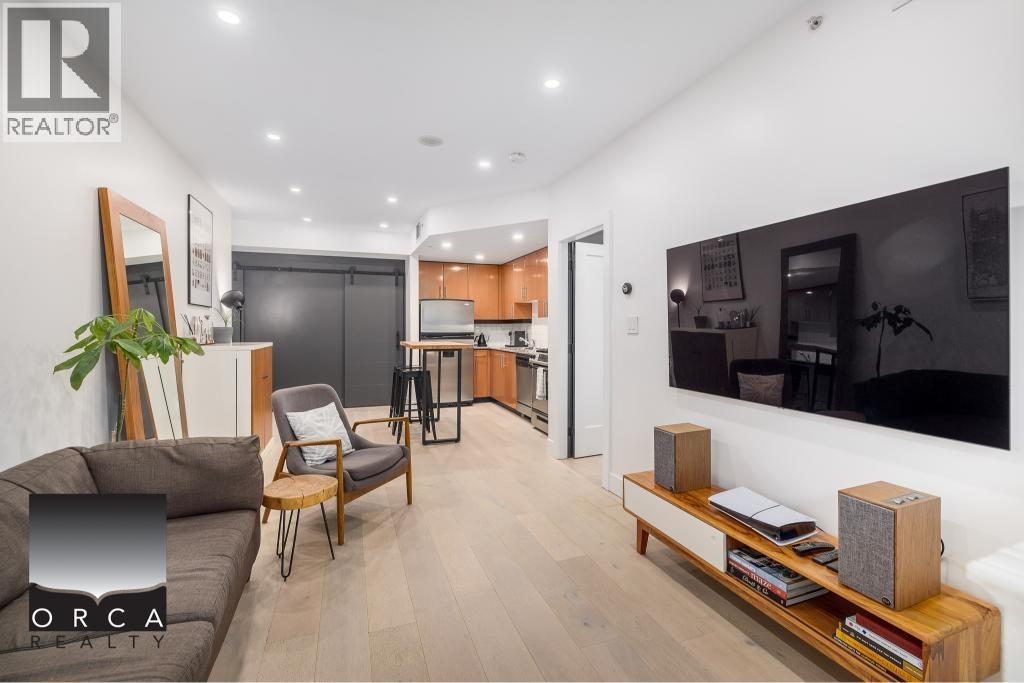 301 168 E Esplanade Avenue, North Vancouver, British Columbia  V7L 4X8 - Photo 7 - R3129003