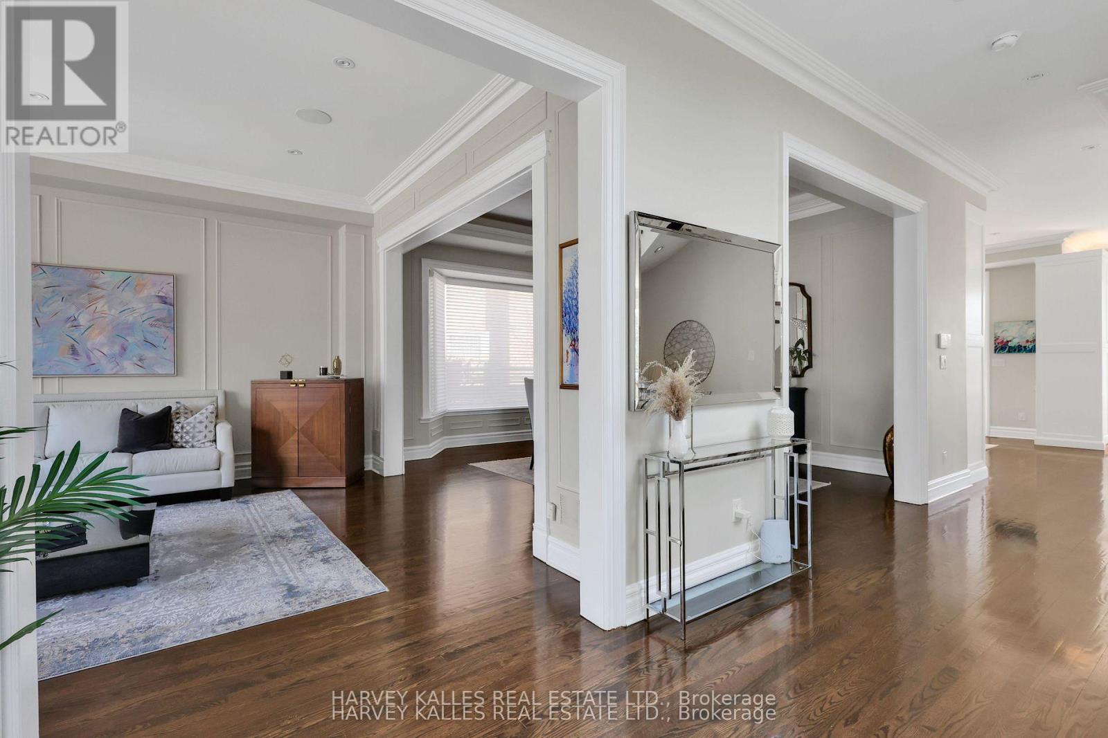 131 Bannockburn Avenue, Toronto, Ontario  M5M 2N2 - Photo 12 - C13206008