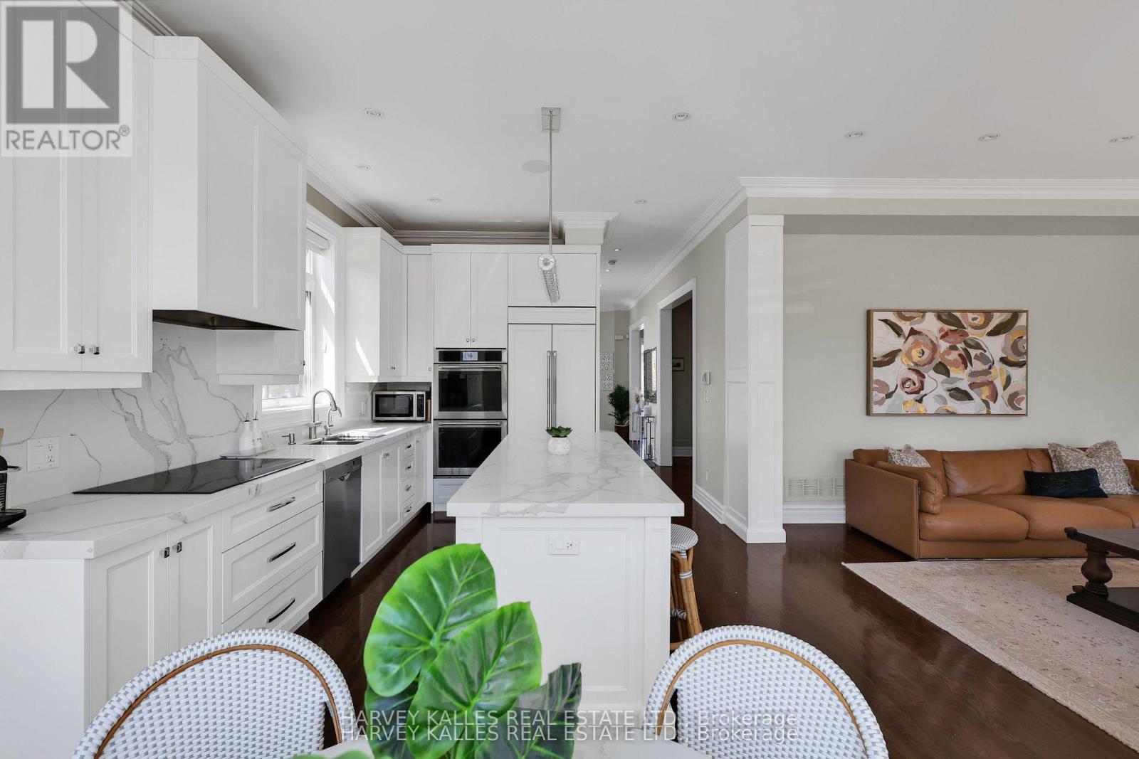 131 Bannockburn Avenue, Toronto, Ontario  M5M 2N2 - Photo 22 - C13206008