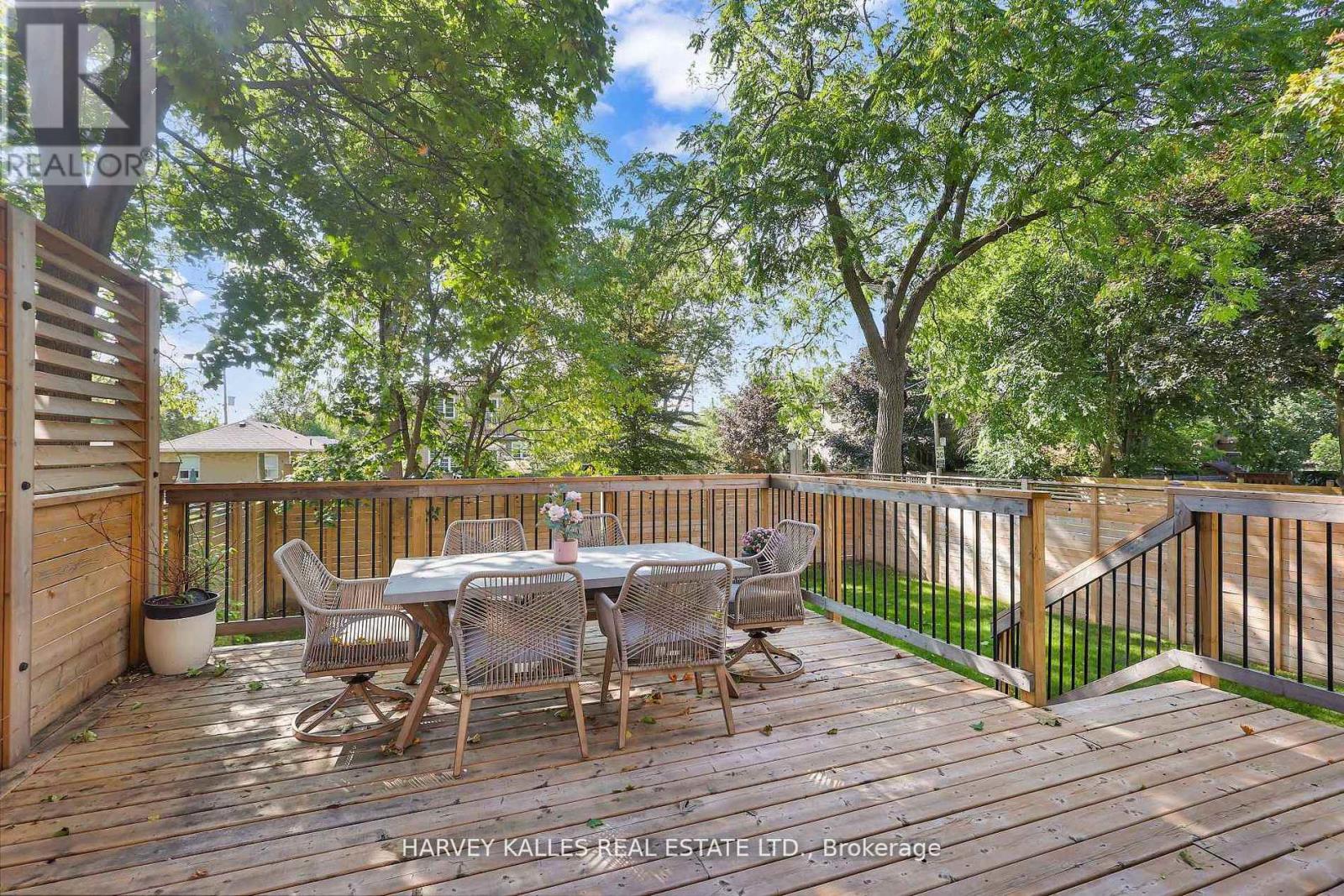 131 Bannockburn Avenue, Toronto, Ontario  M5M 2N2 - Photo 25 - C13206008