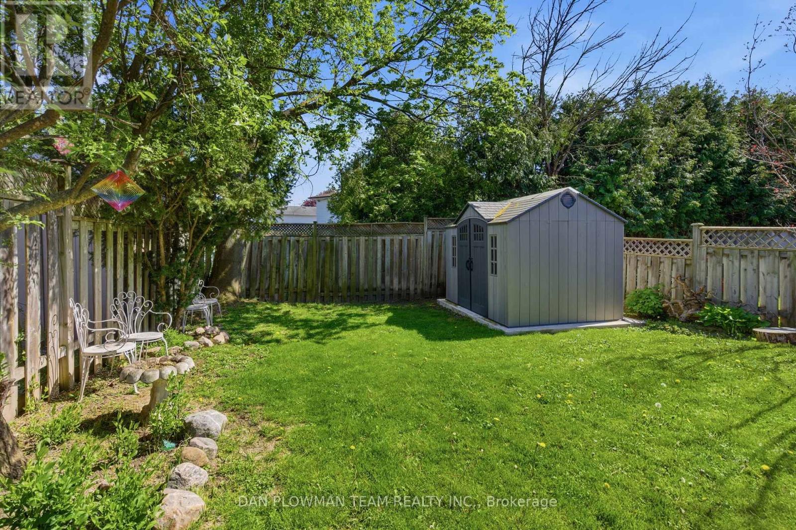 653 Berwick Crescent, Oshawa, Ontario  L1J 3E6 - Photo 34 - E13206032