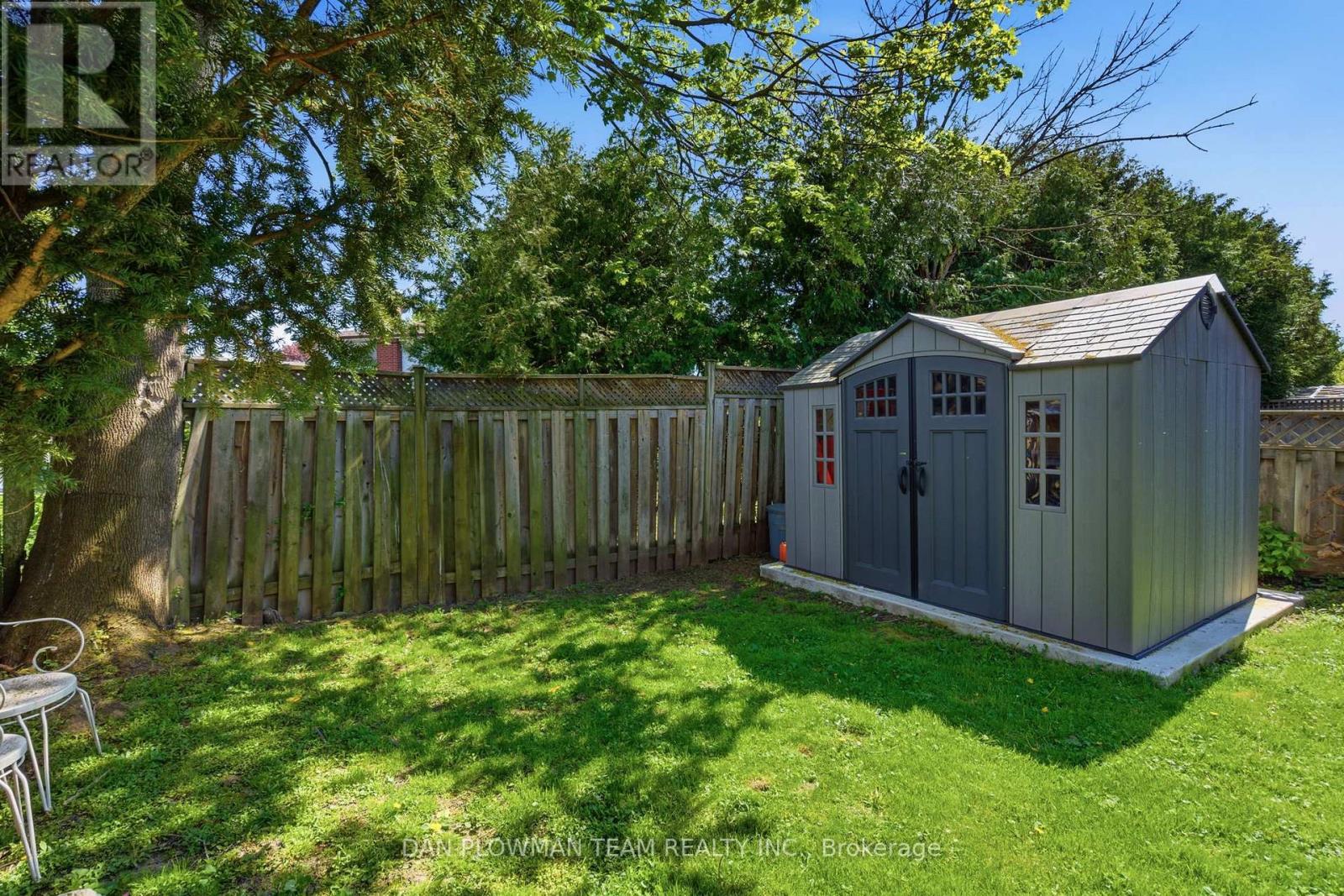 653 Berwick Crescent, Oshawa, Ontario  L1J 3E6 - Photo 35 - E13206032