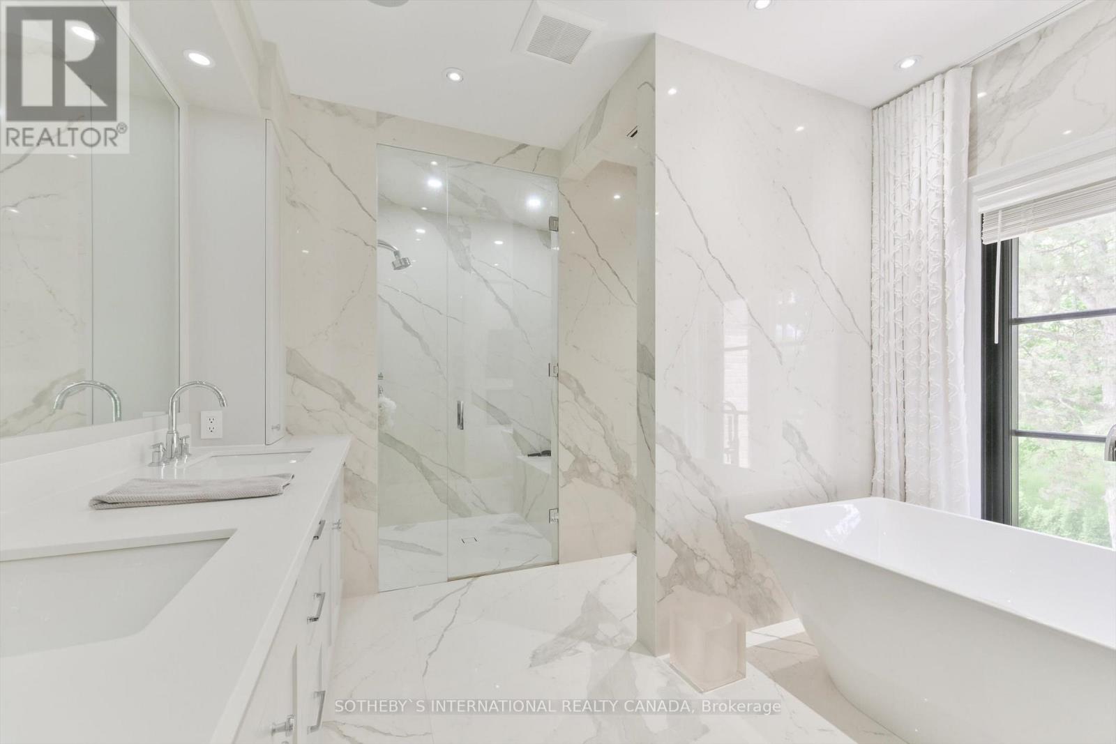 282 Upper Highland Crescent, Toronto, Ontario  M2P 1V5 - Photo 15 - C13204482