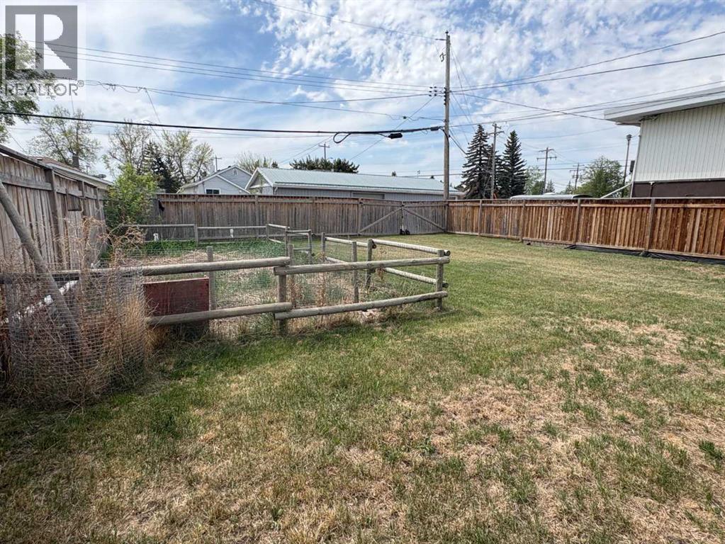 5129 48 Avenue, Ponoka, Alberta  T4J 1J2 - Photo 27 - A2315519