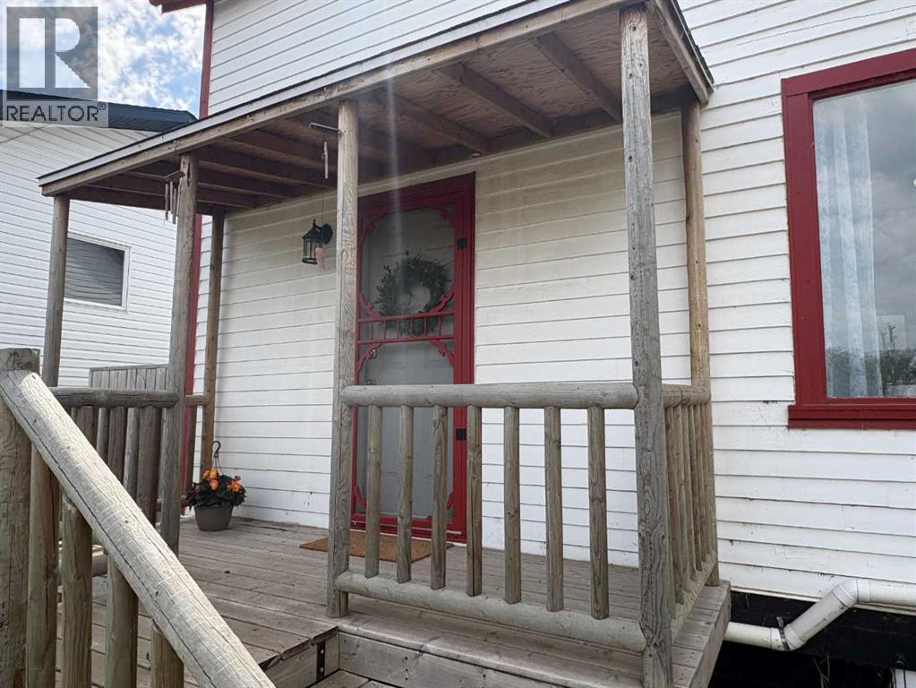 5129 48 Avenue, Ponoka, Alberta  T4J 1J2 - Photo 4 - A2315519