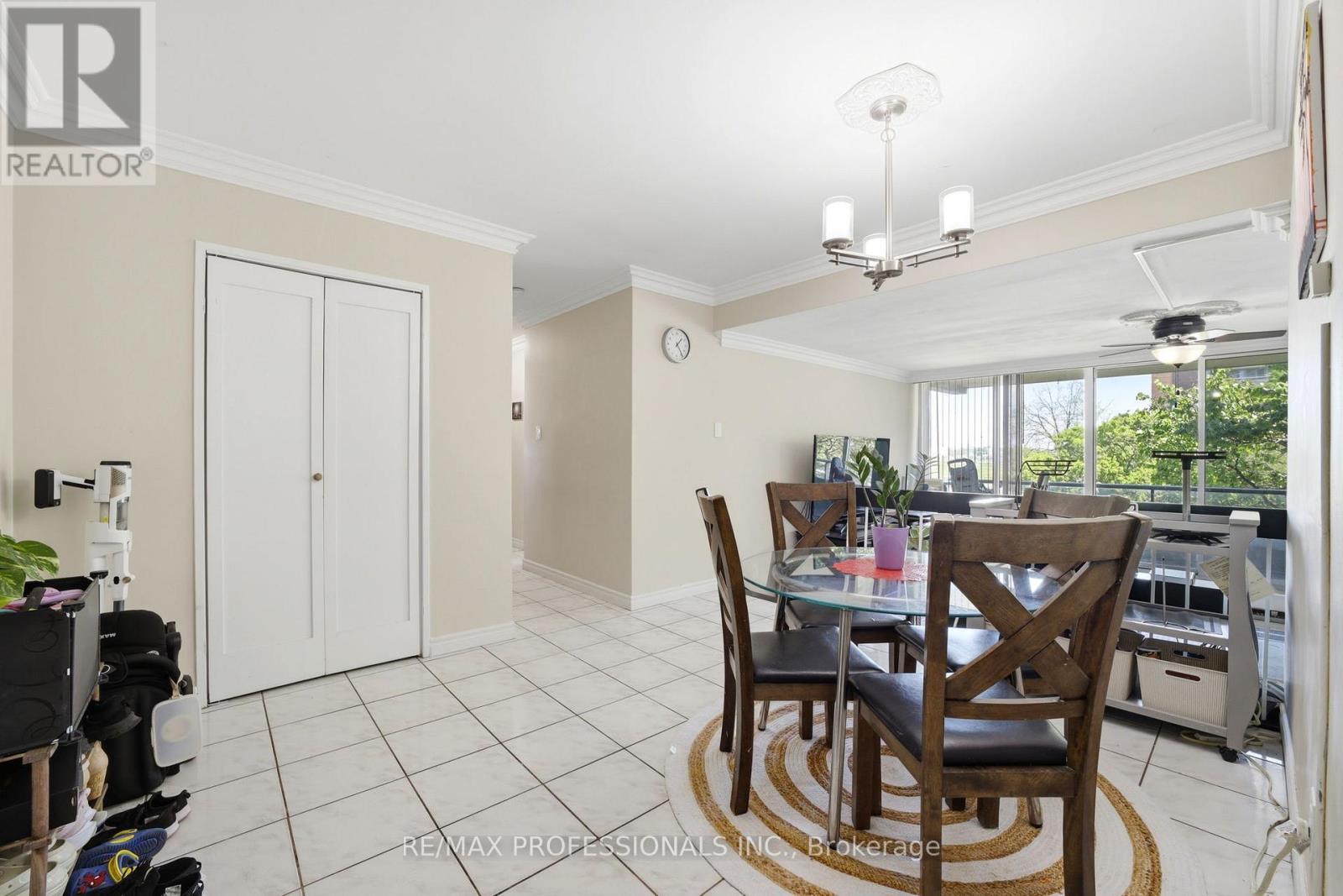 204 - 19 Four Winds Drive, Toronto, Ontario  M3J 2S9 - Photo 19 - W13206018