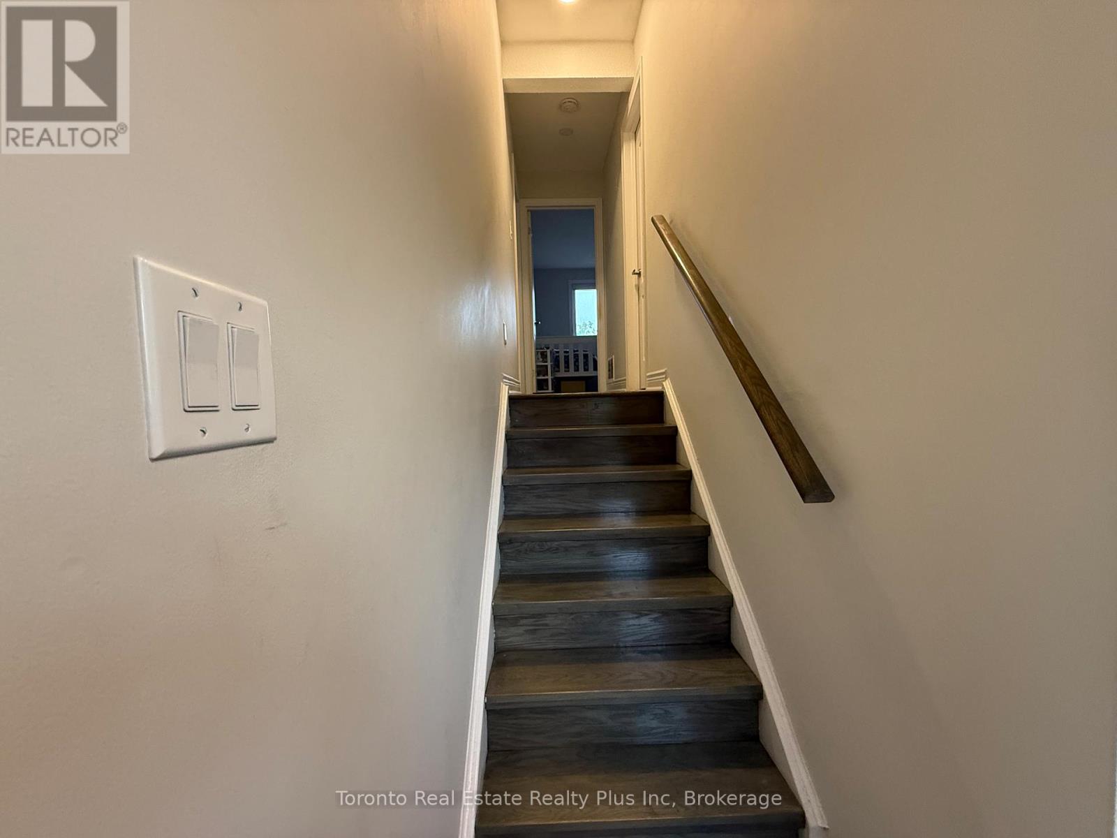 130 Ashurst Crescent, Brampton, Ontario  L6V 3N9 - Photo 9 - W13206024
