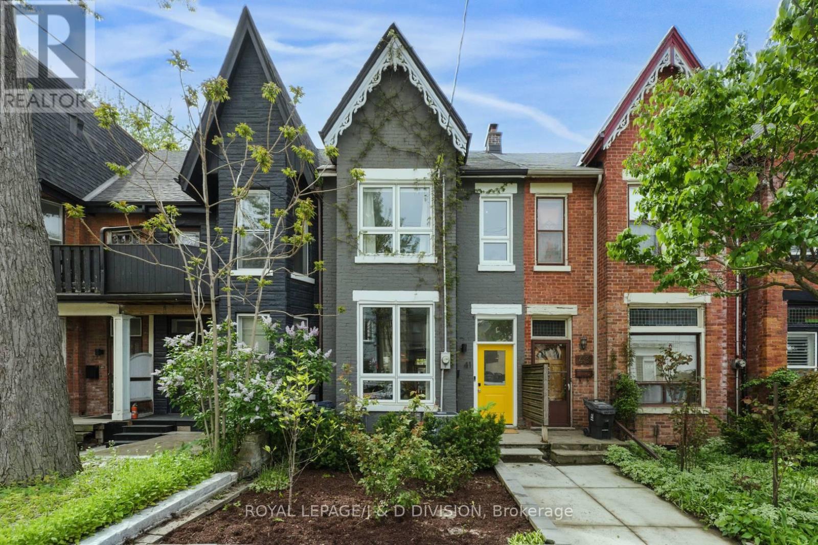 41 NOBLE STREET, Toronto, Ontario