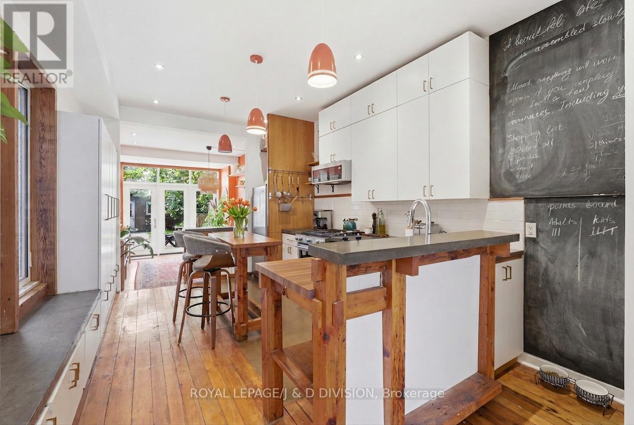 41 Noble Street, Toronto, Ontario  M6K 2C7 - Photo 4 - W13205842