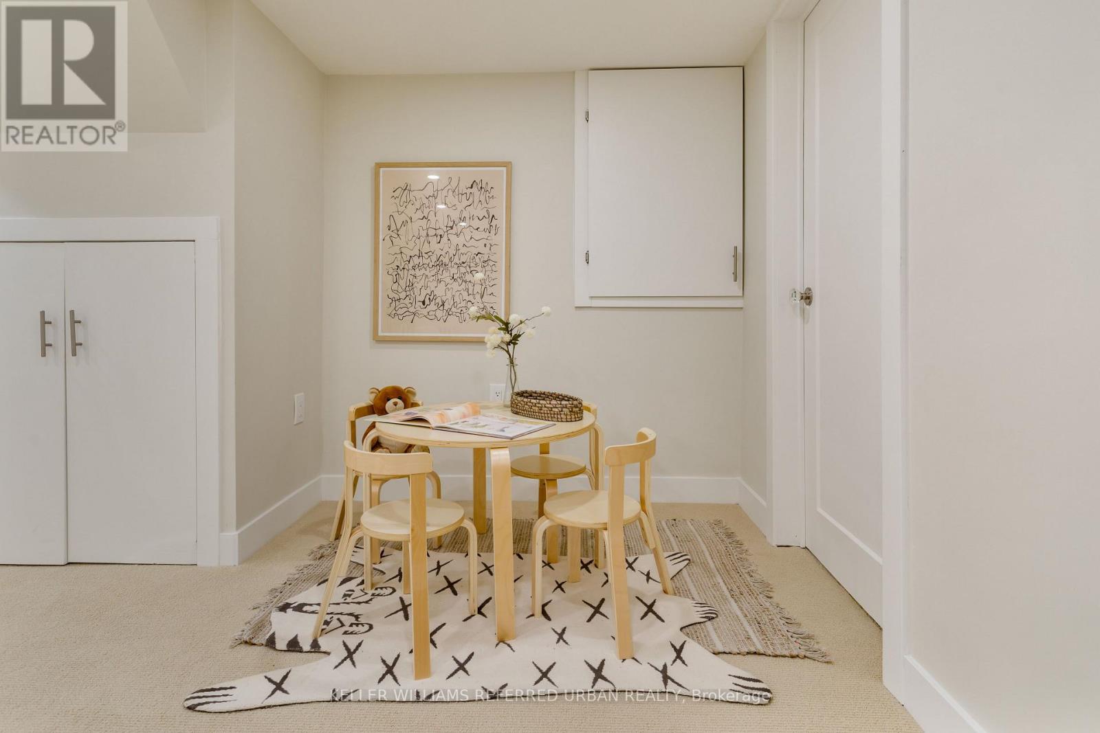 10 Valleyview Gardens, Toronto, Ontario  M6S 2B6 - Photo 41 - W13206000
