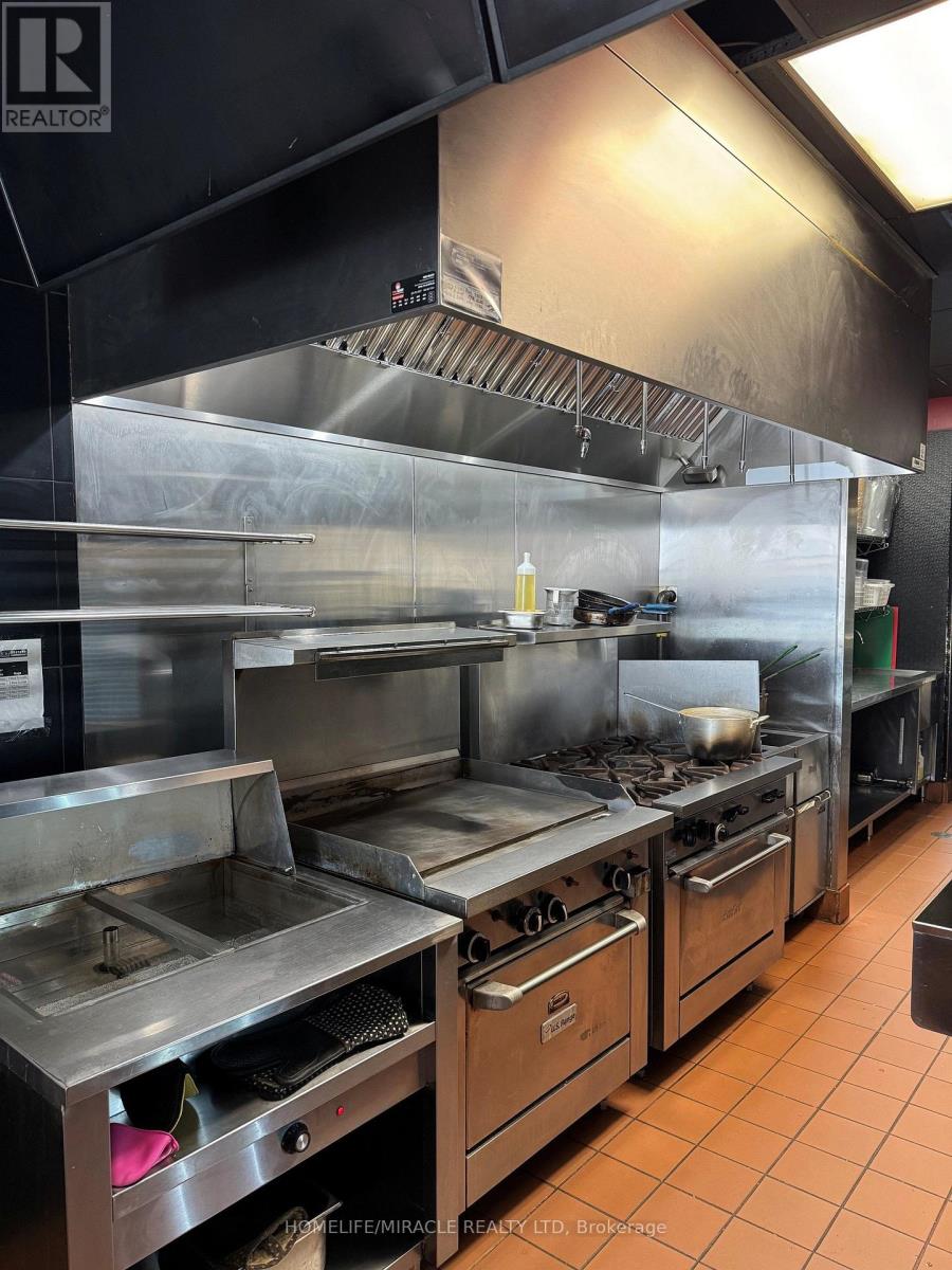 255 King Street N, Waterloo, Ontario  N2J 4V2 - Photo 11 - X13206030