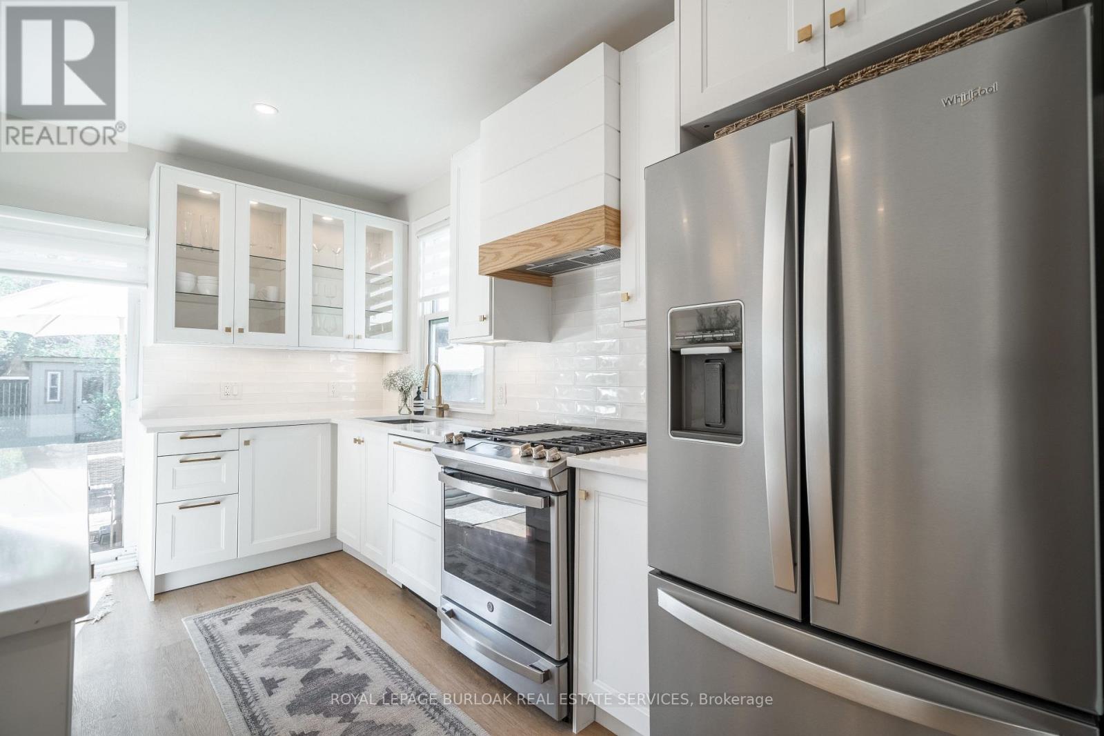 51 East 23rd Street, Hamilton, Ontario  L8V 2W5 - Photo 8 - X13144568