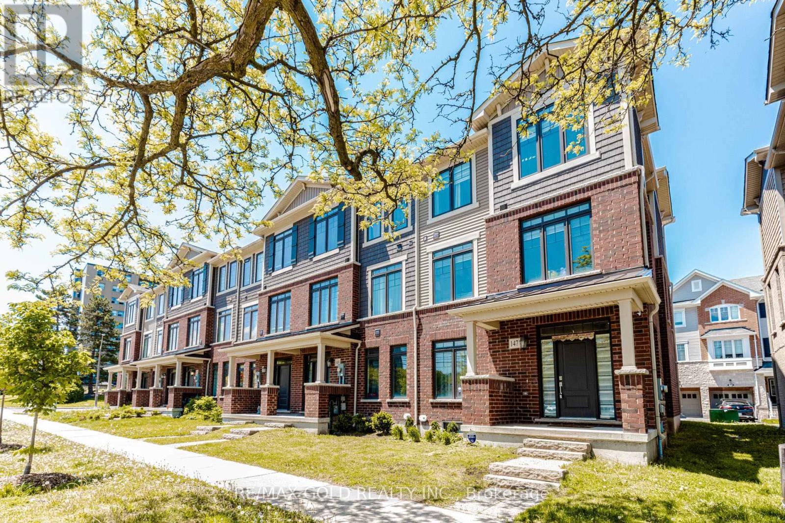 147 Hibiscus Lane, Hamilton, Ontario  L8K 0A3 - Photo 2 - X13164948