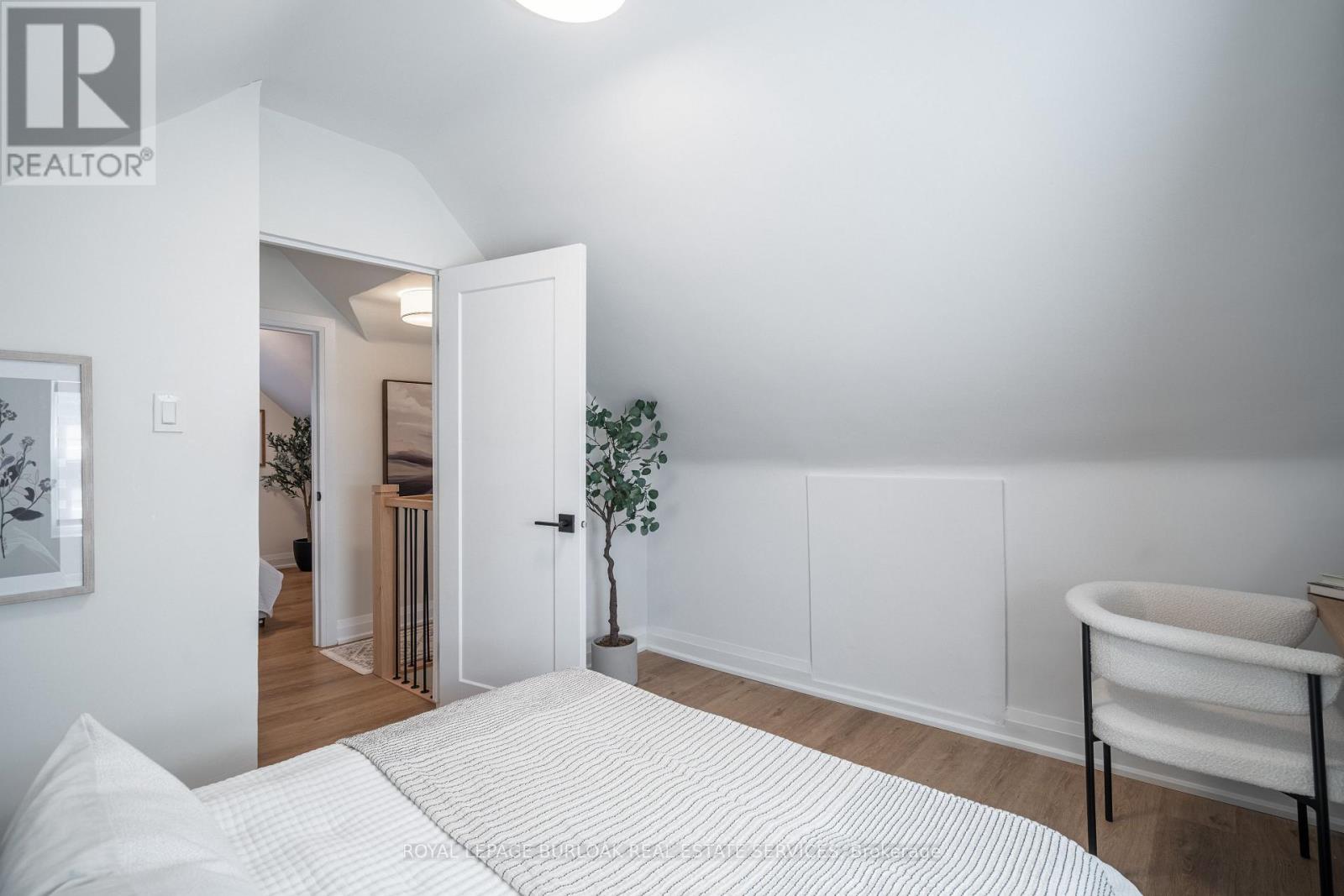 51 East 23rd Street, Hamilton, Ontario  L8V 2W5 - Photo 17 - X13144568