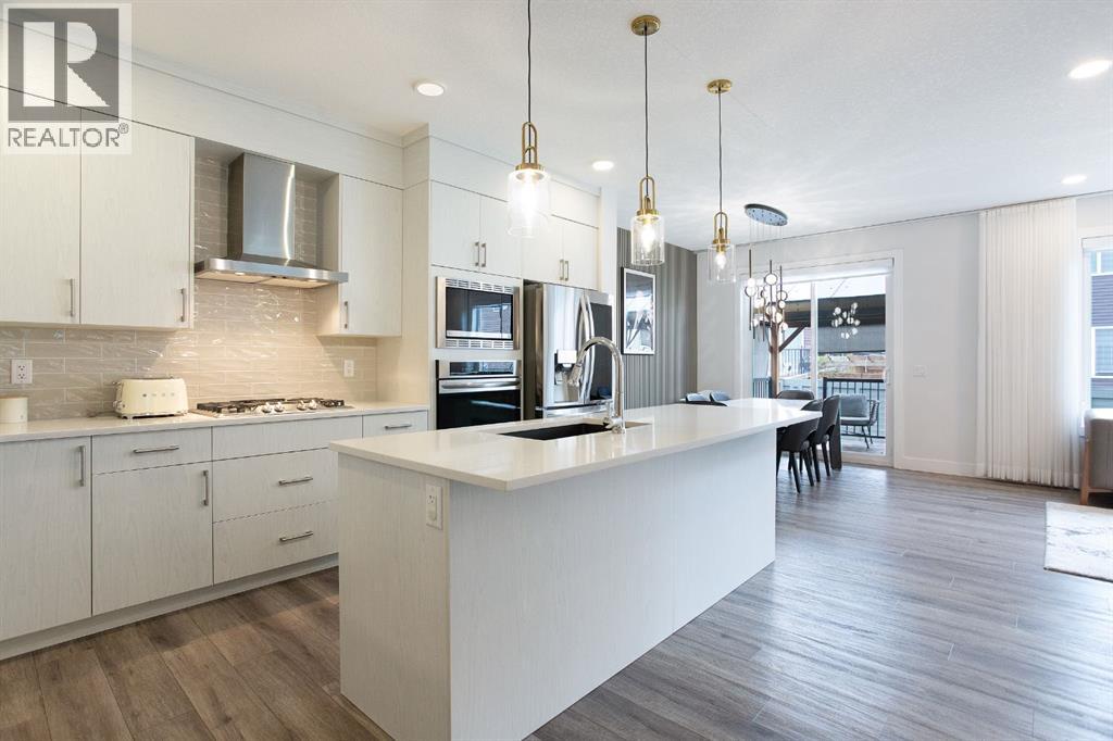37 Savanna Heath Ne, Calgary, Alberta  T3J 2H5 - Photo 4 - A2315112