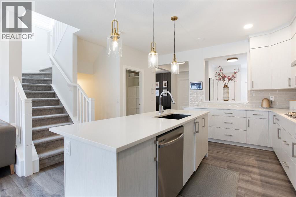 37 Savanna Heath Ne, Calgary, Alberta  T3J 2H5 - Photo 8 - A2315112
