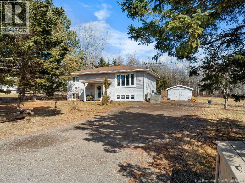 857 Mapleton Road, Moncton, New Brunswick  E1G 2K6 - Photo 1 - NB135111
