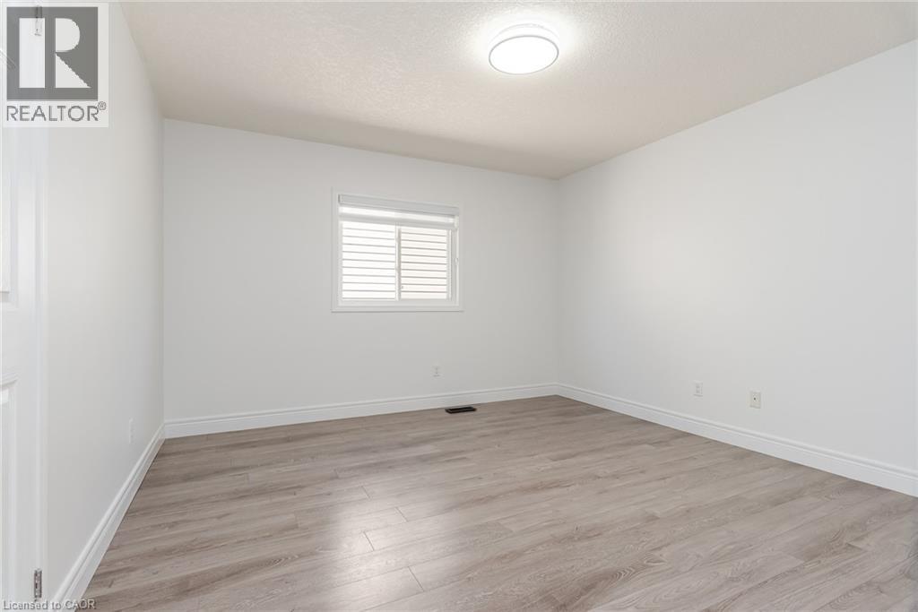 357 Parkvale Drive, Kitchener, Ontario  N2R 1Y6 - Photo 35 - 40833445