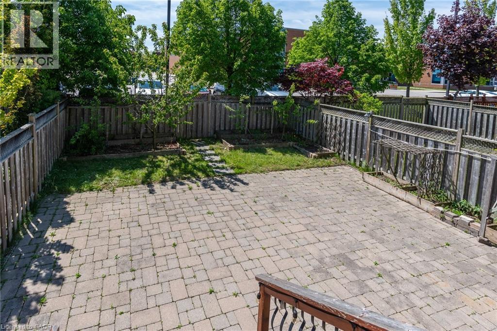 357 Parkvale Drive, Kitchener, Ontario  N2R 1Y6 - Photo 46 - 40833445