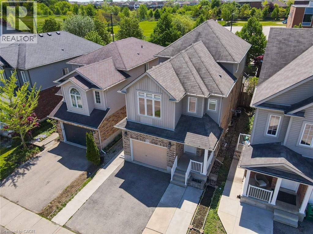 357 Parkvale Drive, Kitchener, Ontario  N2R 1Y6 - Photo 3 - 40833445