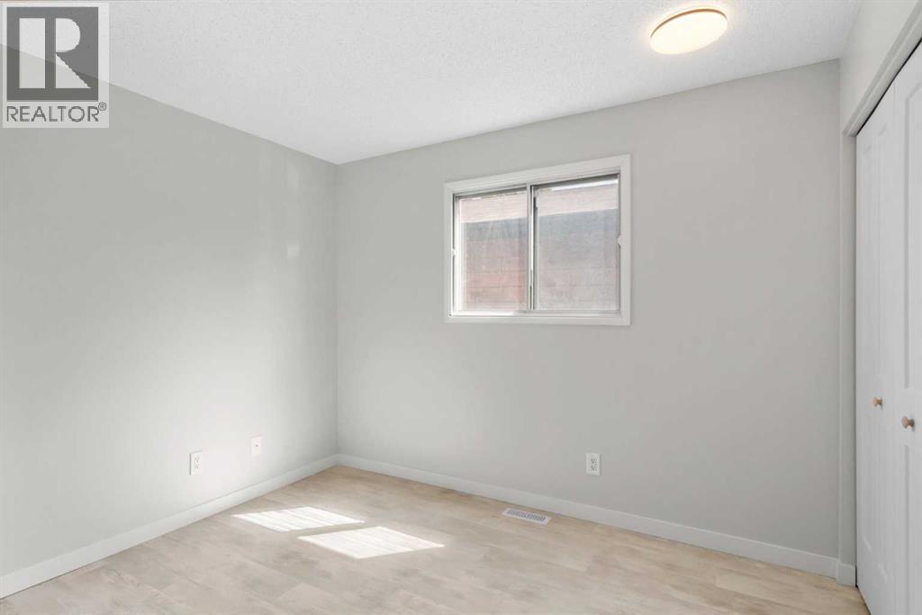 124 Bergen Crescent Nw, Calgary, Alberta  T3K 1J8 - Photo 20 - A2313891