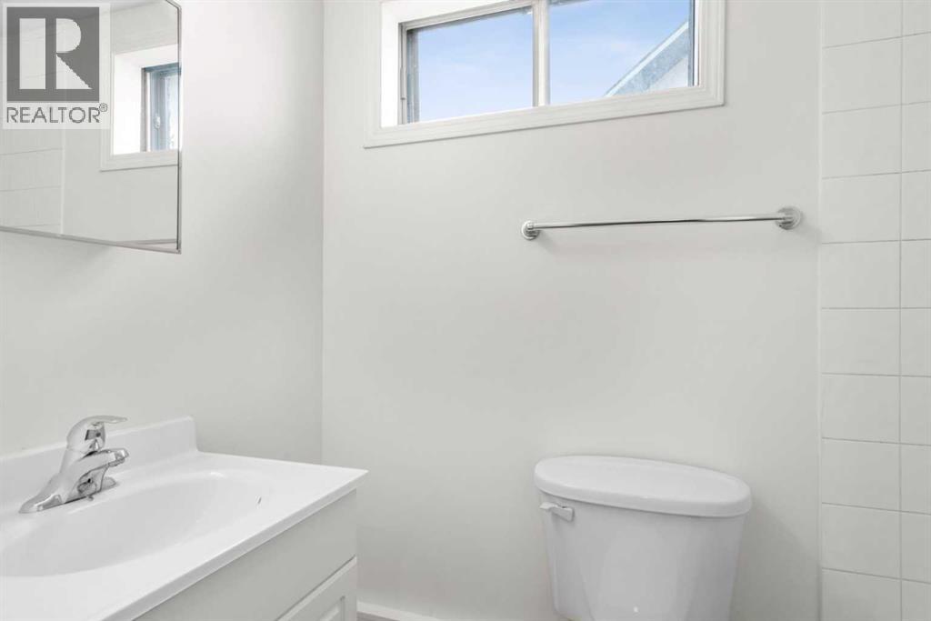 124 Bergen Crescent Nw, Calgary, Alberta  T3K 1J8 - Photo 36 - A2313891