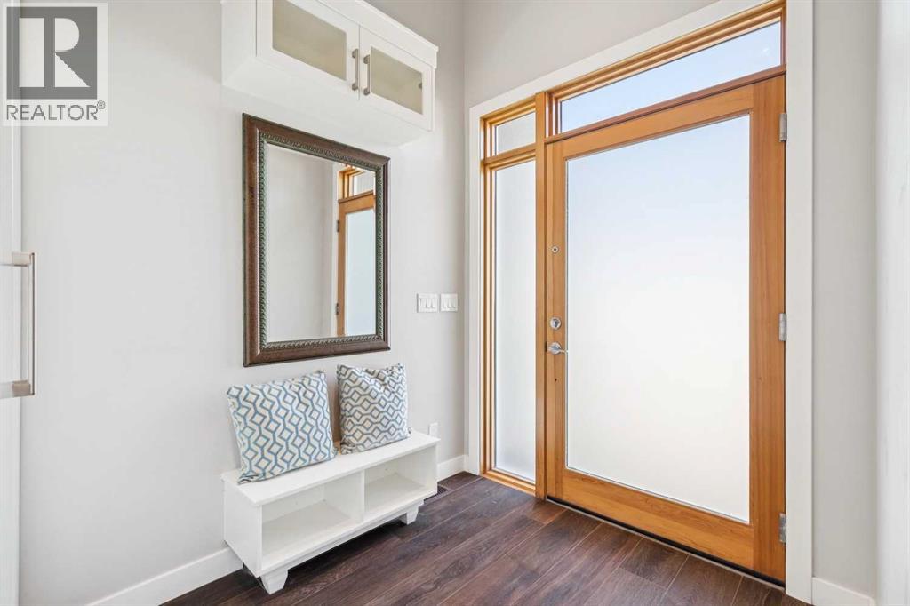4626 Voyageur Drive NW, Calgary, Alberta  T3A 0P6 - Photo 3 - A2315248