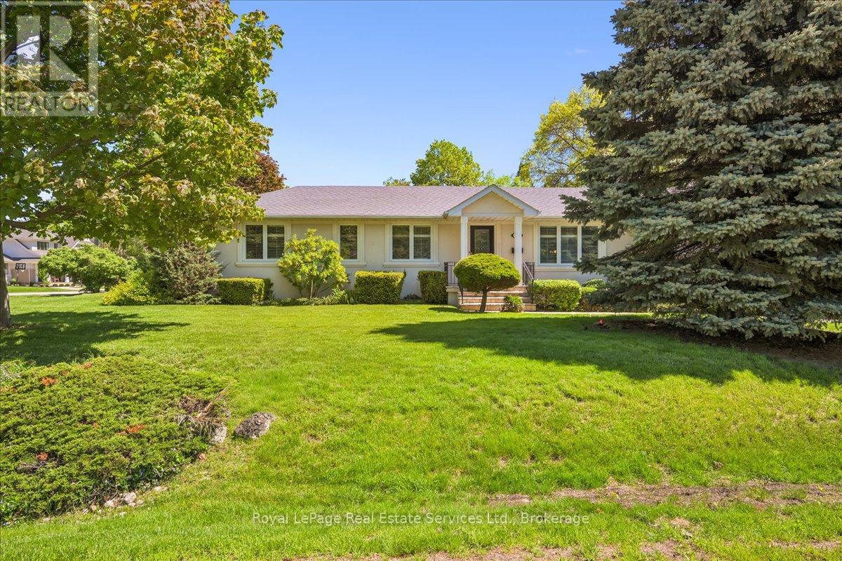 281 PINEHURST DRIVE, Oakville, Ontario