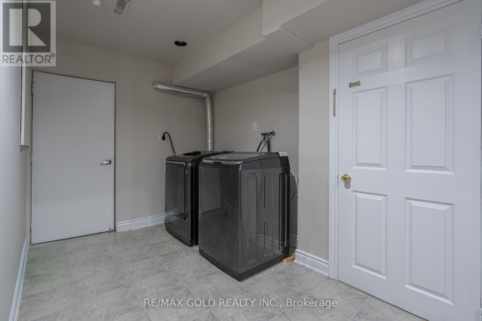 56 Horned Owl Drive, Brampton, Ontario  L6R 1C5 - Photo 23 - W13195656