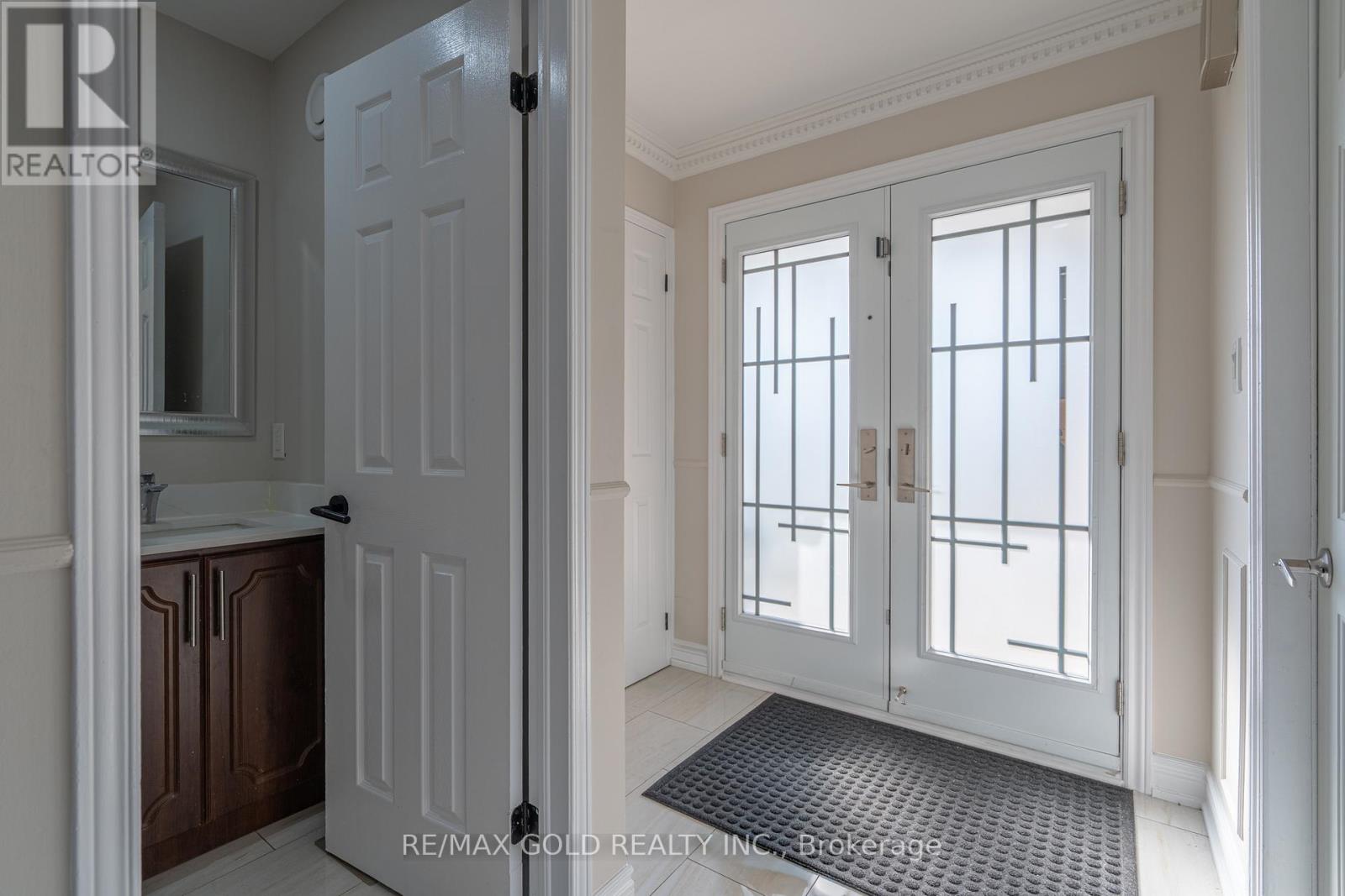 56 Horned Owl Drive, Brampton, Ontario  L6R 1C5 - Photo 6 - W13195656