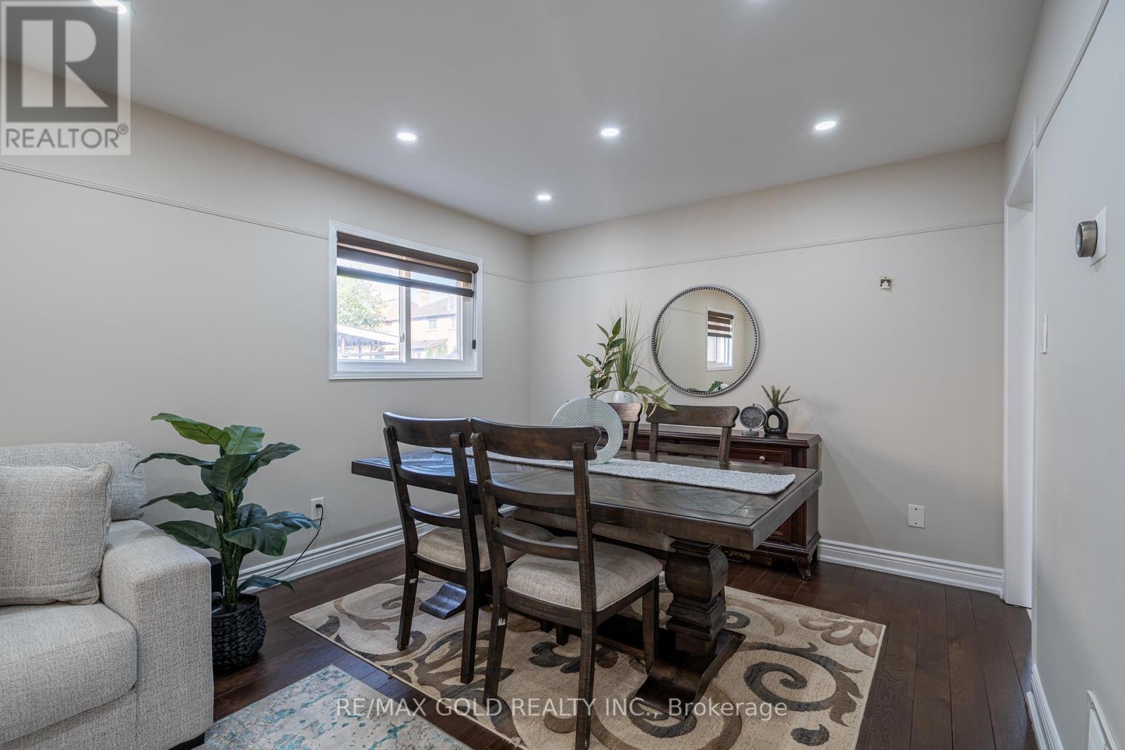 56 Horned Owl Drive, Brampton, Ontario  L6R 1C5 - Photo 3 - W13195656