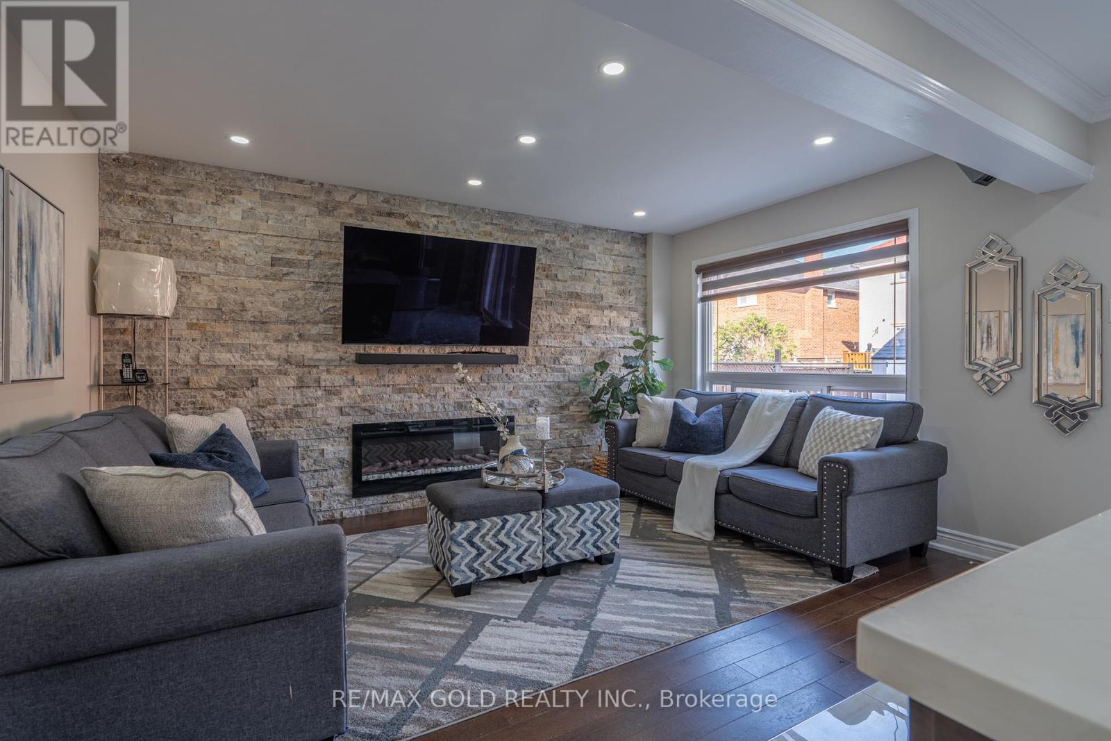 56 Horned Owl Drive, Brampton, Ontario  L6R 1C5 - Photo 8 - W13195656