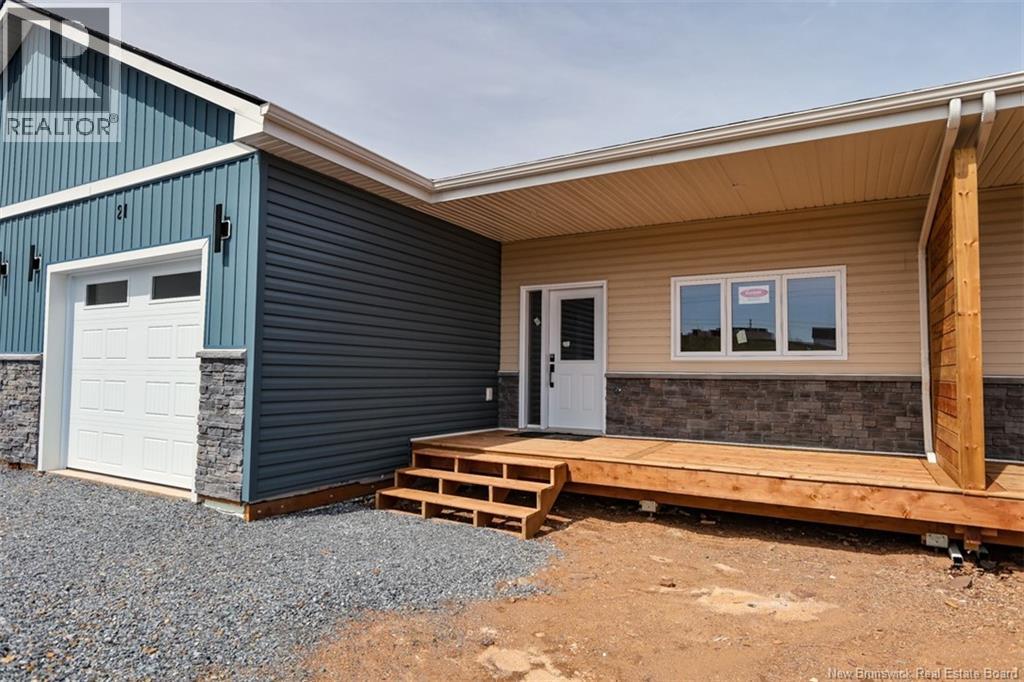 21 White Pine, Hampton, New Brunswick  E5N 0P3 - Photo 2 - NB140427