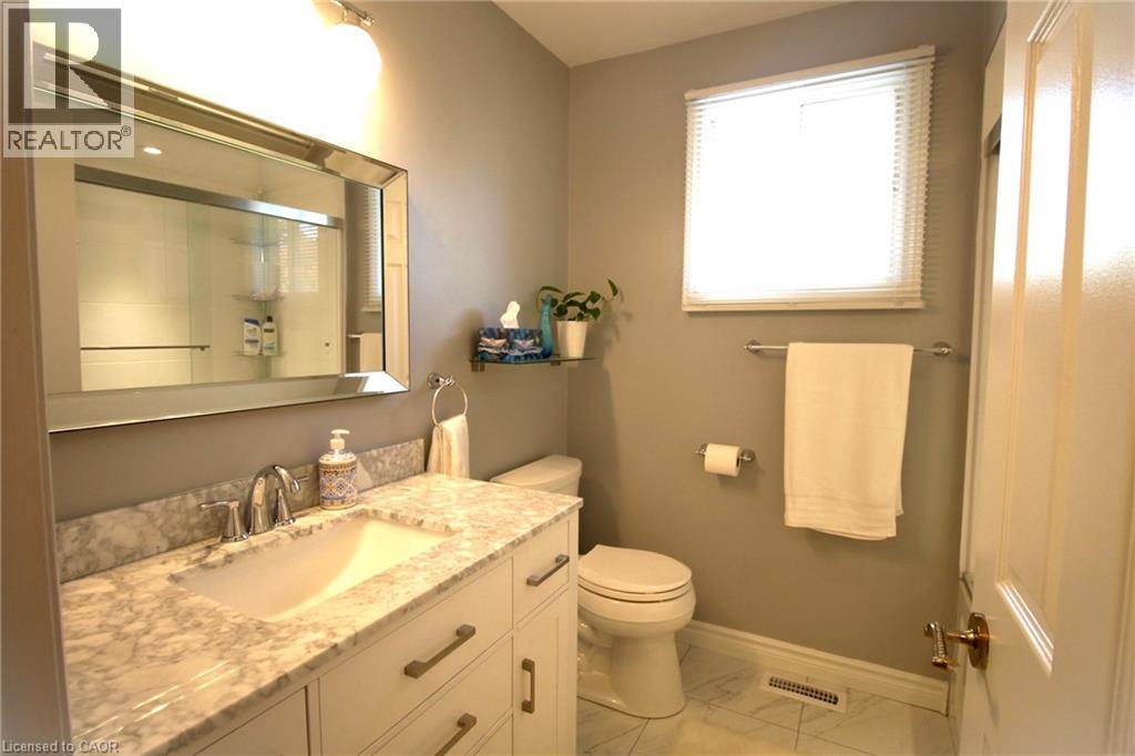 153 Meadowbrook Drive, Ancaster, Ontario  L9G 4S9 - Photo 21 - 40834280