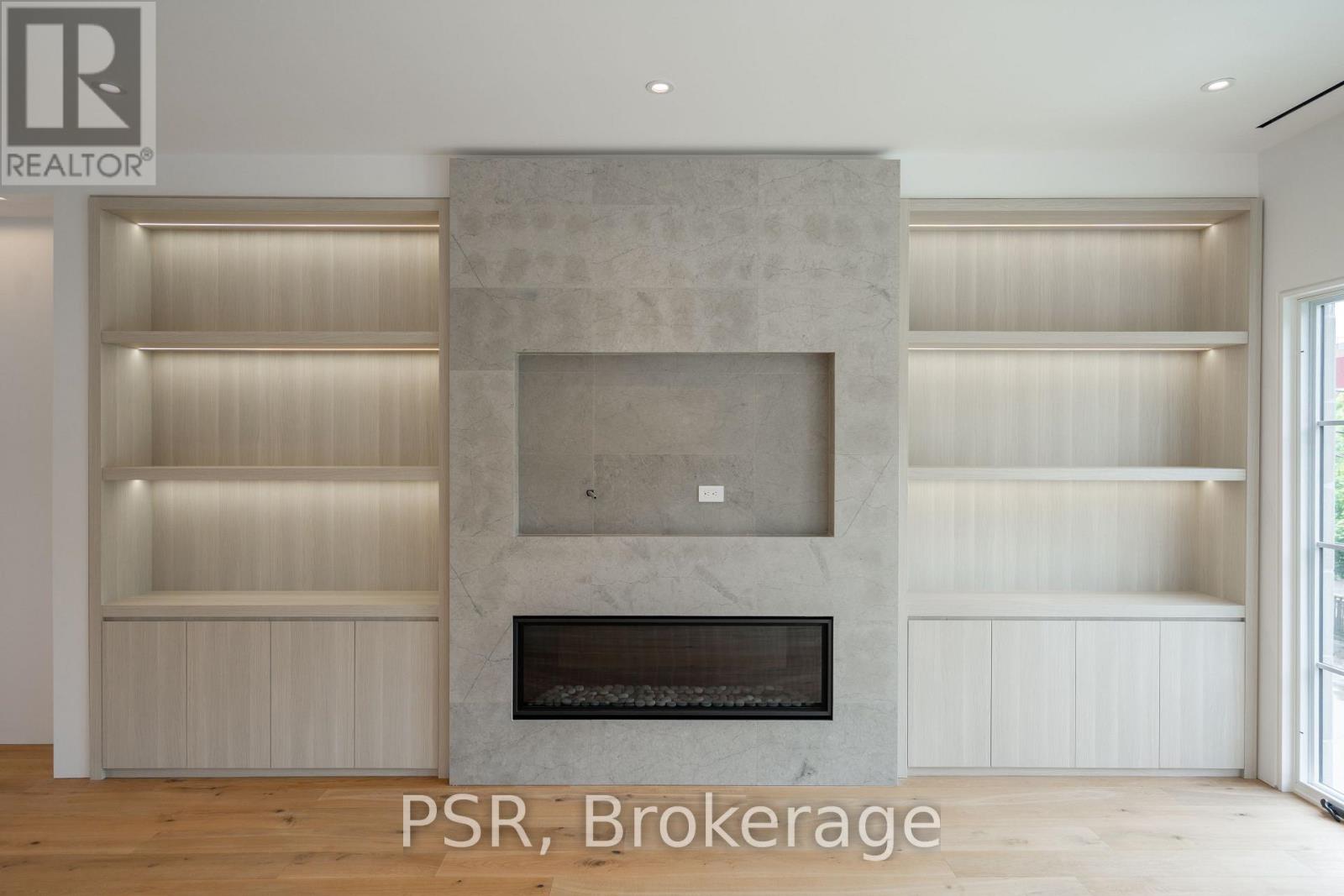 381 Madison Avenue, Toronto, Ontario  M4V 2W7 - Photo 3 - C13206116
