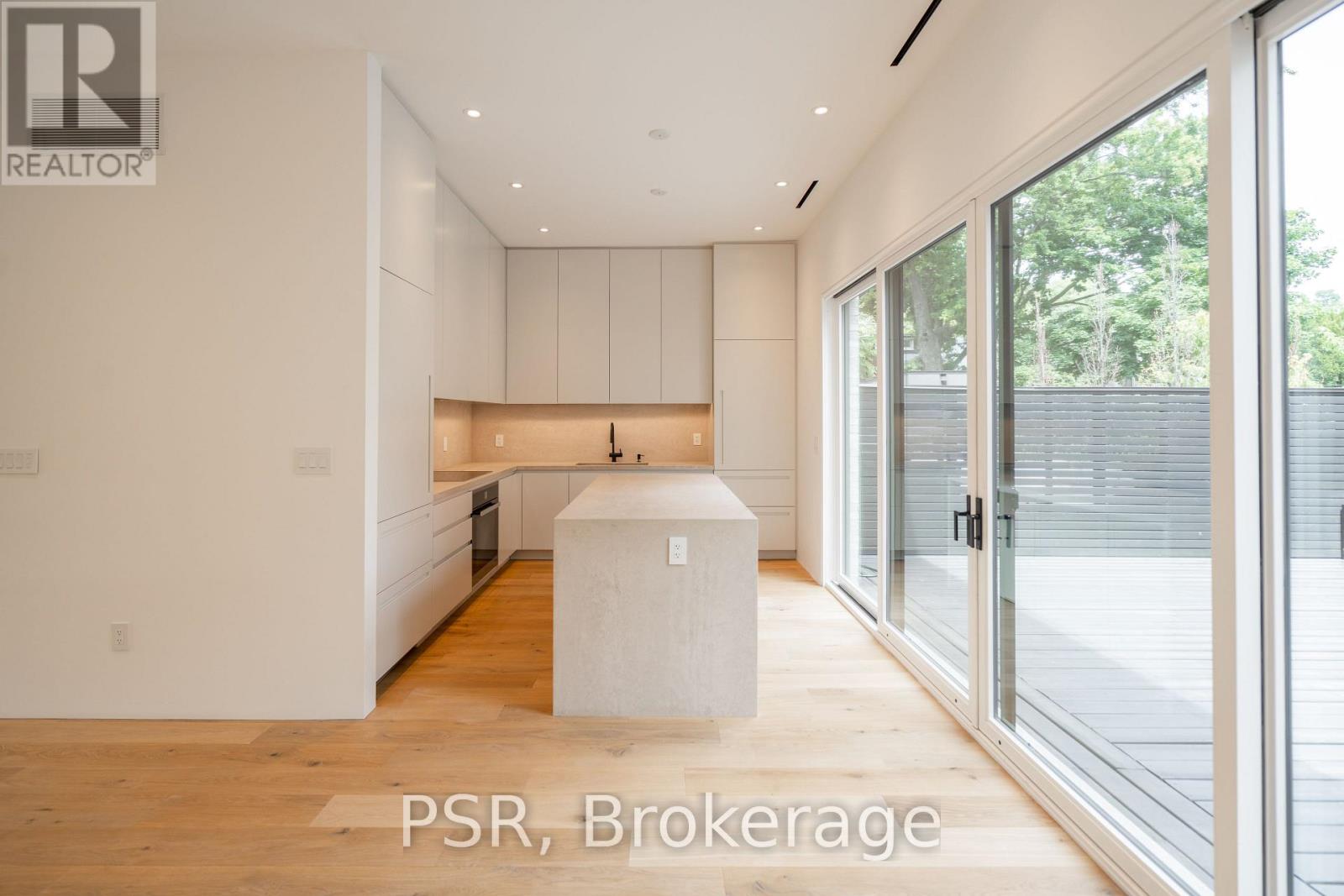 381 Madison Avenue, Toronto, Ontario  M4V 2W7 - Photo 4 - C13206116