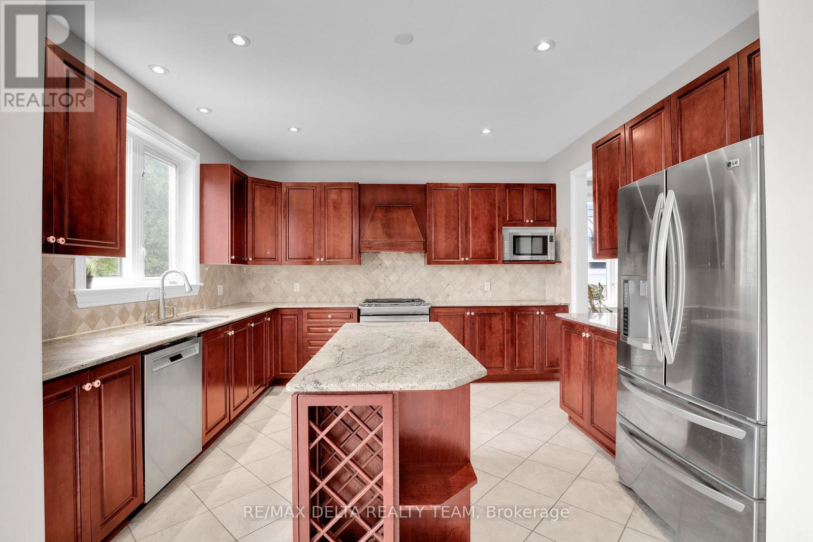 1811 Kingsdale Avenue, Ottawa, Ontario  K1T 1H7 - Photo 14 - X13206044