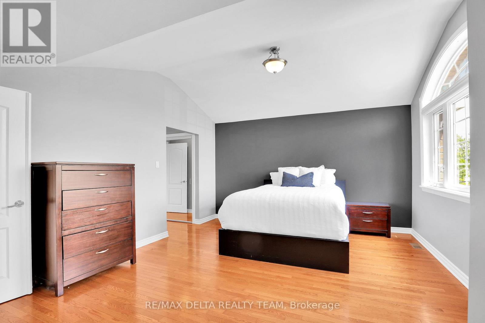 1811 Kingsdale Avenue, Ottawa, Ontario  K1T 1H7 - Photo 30 - X13206044