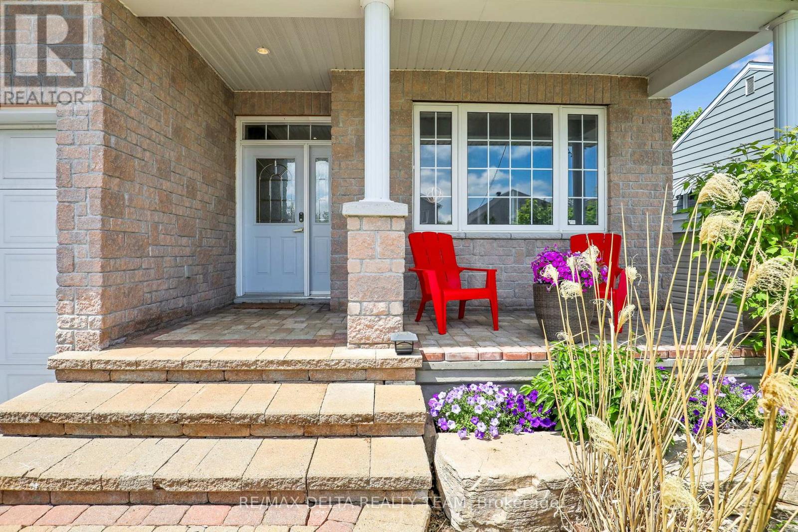 1811 Kingsdale Avenue, Ottawa, Ontario  K1T 1H7 - Photo 4 - X13206044