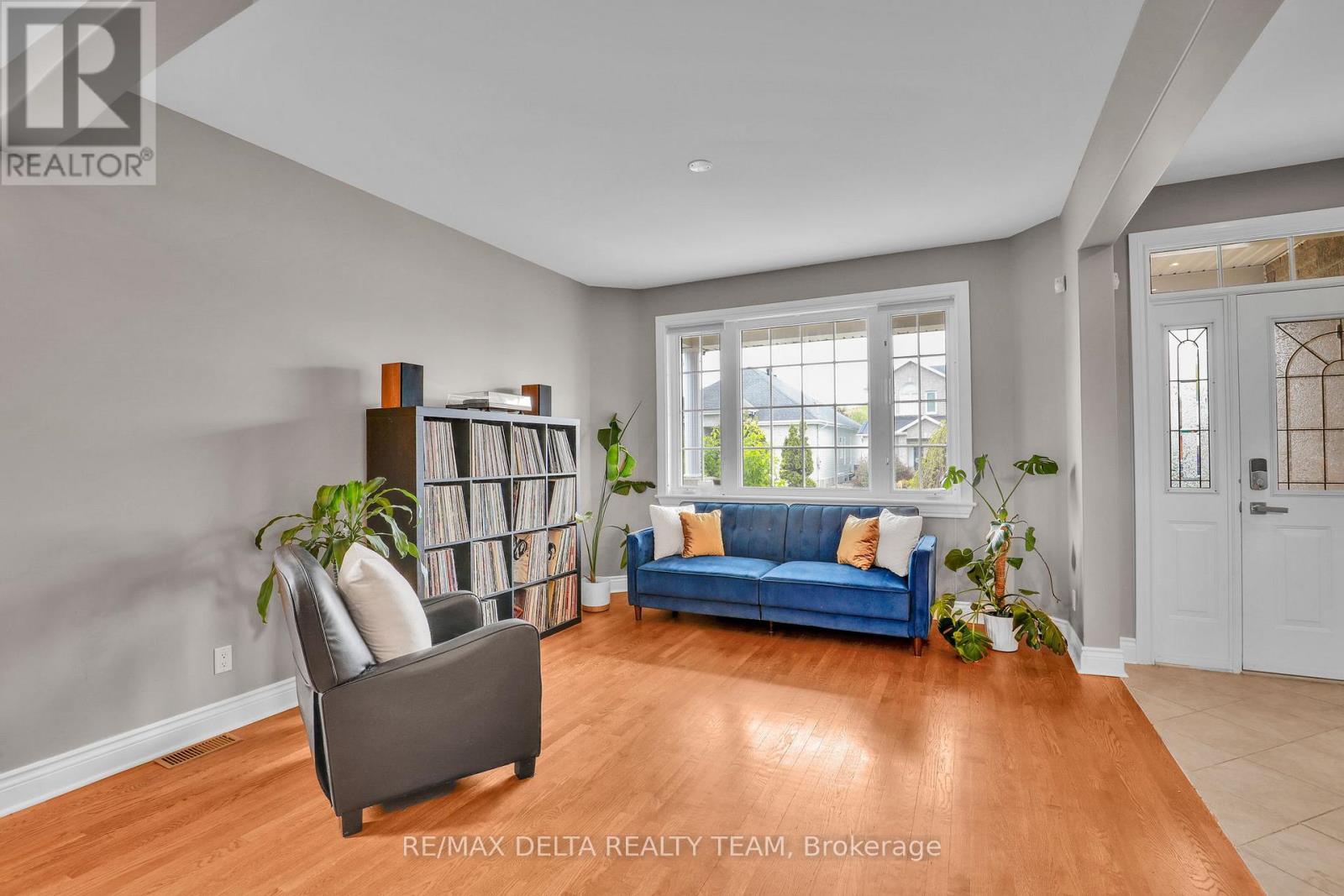 1811 Kingsdale Avenue, Ottawa, Ontario  K1T 1H7 - Photo 9 - X13206044