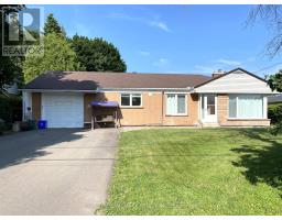 59 ELIZABETH CRESCENT S, Whitby, Ontario