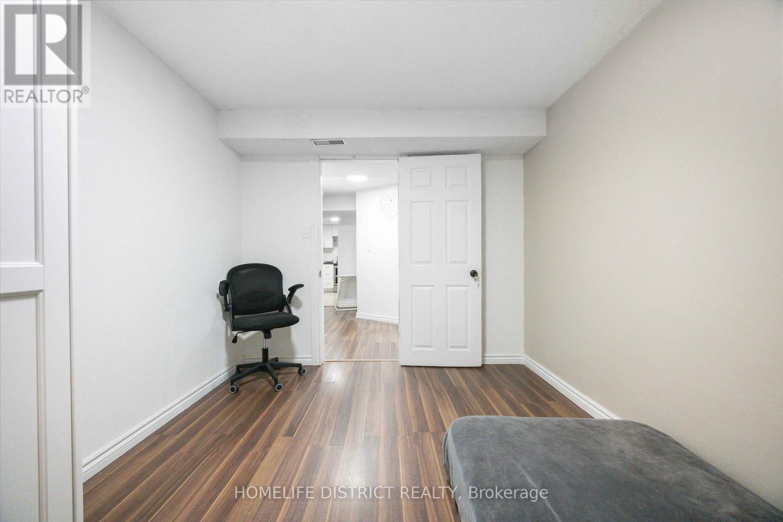 579 Sheppard Avenue, Pickering, Ontario  L1V 1G1 - Photo 19 - E13205460