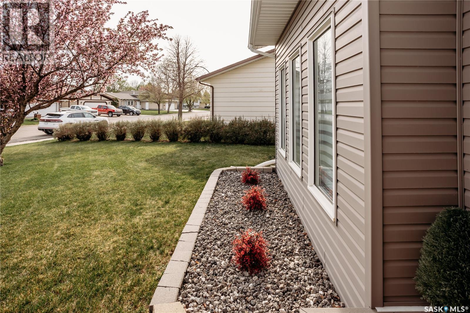 643 Dieppe Drive, Weyburn, Saskatchewan  S4H 3G4 - Photo 46 - SK037310