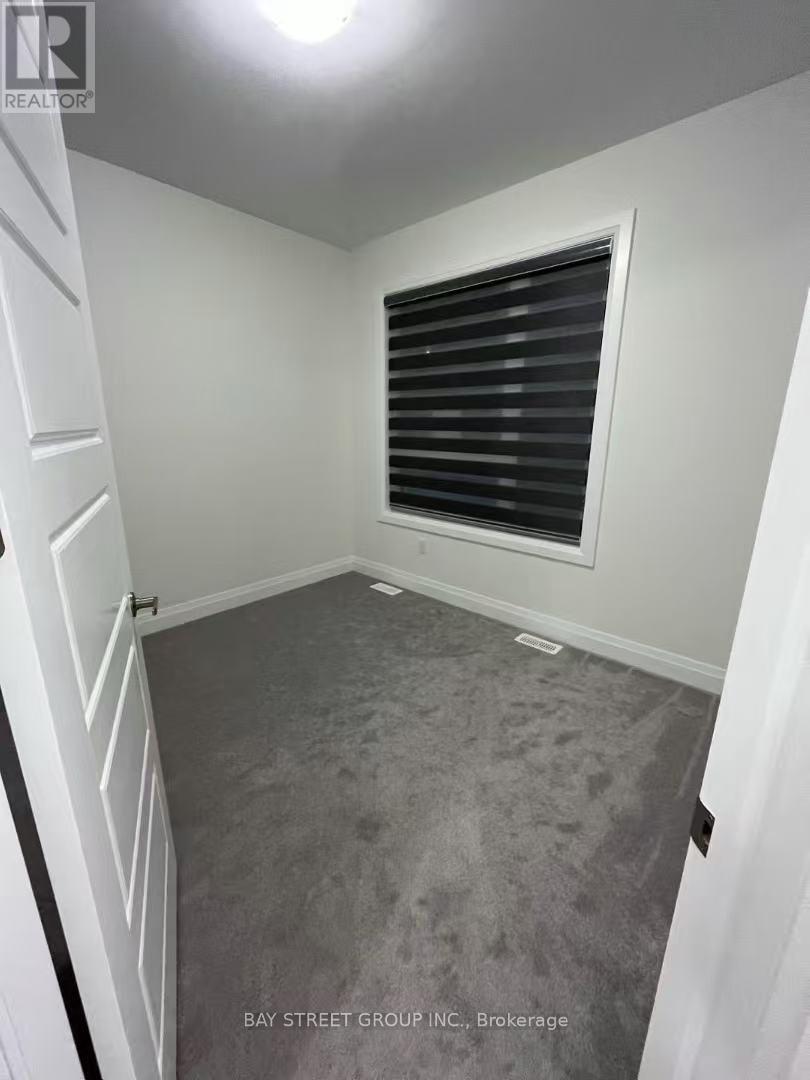 251 Beaverbrae Drive, Markham, Ontario  L6C 3K6 - Photo 8 - N13206098