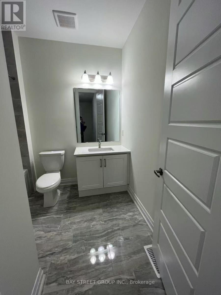 251 Beaverbrae Drive, Markham, Ontario  L6C 3K6 - Photo 9 - N13206098