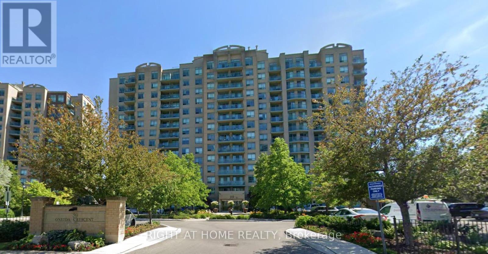 1121 - 39 ONEIDA CRESCENT, Richmond Hill, Ontario