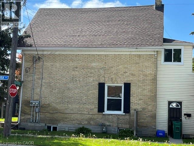93 Lancaster Street W, Kitchener, Ontario  N2H 4T3 - Photo 2 - 40832453