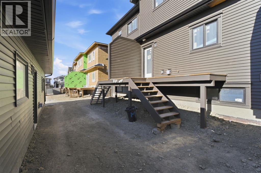 156 Lawson Lane SE, Airdrie, Alberta  T4A 3P3 - Photo 34 - A2266412